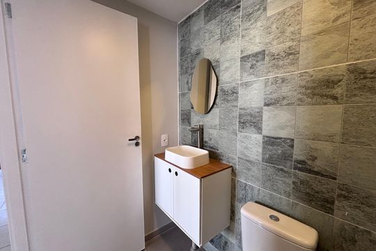 Banheiro de apartamento à venda com 2 quartos, 43m² em Vargem Grande, Rio de Janeiro