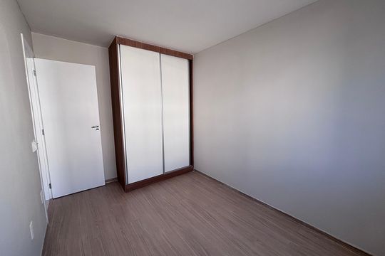 Quarto 1 de apartamento à venda com 2 quartos, 43m² em Vargem Grande, Rio de Janeiro
