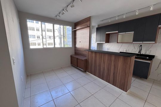 Sala de apartamento à venda com 2 quartos, 43m² em Vargem Grande, Rio de Janeiro