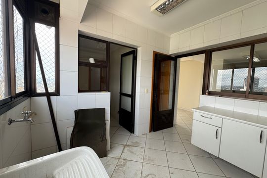 Área de Serviço de apartamento à venda com 5 quartos, 492m² em Vila Campesina, Osasco