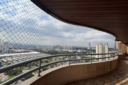 Vista de apartamento à venda com 5 quartos, 492m² em Vila Campesina, Osasco