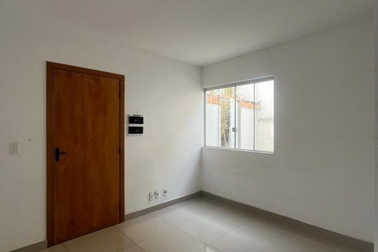 Sala de apartamento para alugar com 2 quartos, 60m² em Minas Caixa, Belo Horizonte