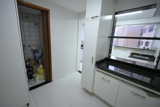 Apartamento para alugar com 3 quartos, 112m² em Nova Suiça, Goiânia