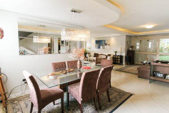 Sala 1 de casa à venda com 6 quartos, 550m² em Marechal Rondon, Canoas
