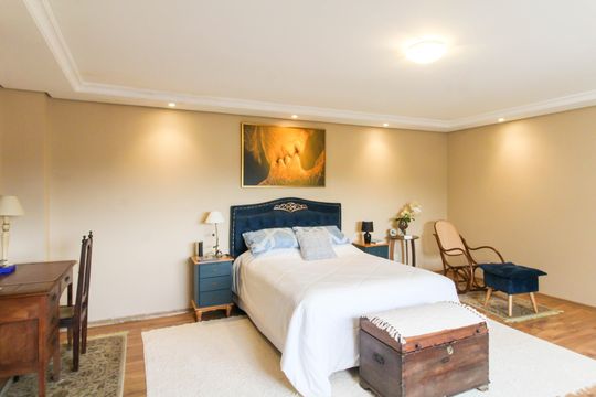 Suíte 3 de casa à venda com 6 quartos, 550m² em Marechal Rondon, Canoas