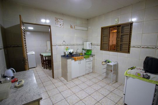 Cozinha de casa à venda com 3 quartos, 233m² em Riacho Fundo Ii, Brasília