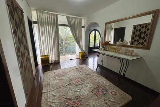 Sala de casa para alugar com 3 quartos, 1000m² em Real Parque, São Paulo
