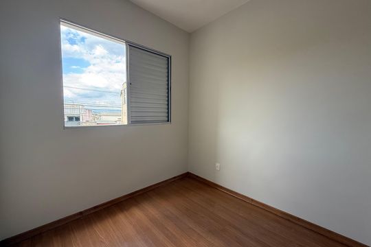 Apartamento para alugar com 3 quartos, 130m² em Jaqueline, Belo Horizonte