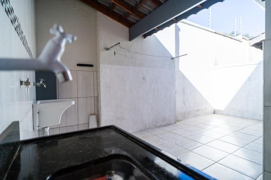 Área de Serviço de casa de condomínio para alugar com 3 quartos, 100m² em Alto da Boa Vista, Sorocaba