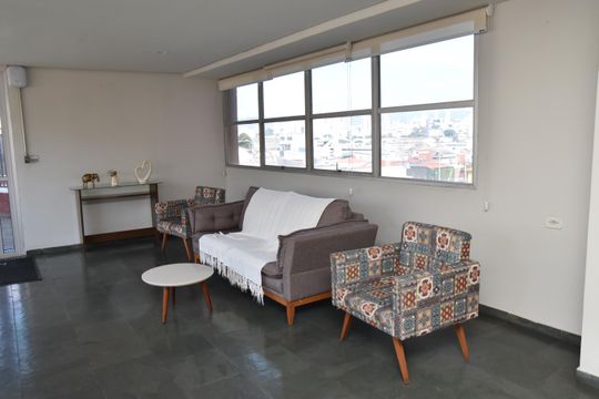 Hall de entrada de apartamento para alugar com 2 quartos, 100m² em Vila Aparecida, Jundiaí