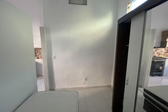 Quarto 1 de kitnet/studio para alugar com 2 quartos, 30m² em Freguesia (ilha do Governador), Rio de Janeiro
