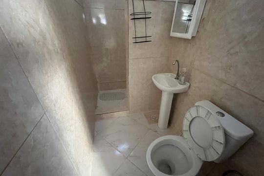 Banheiro 1 de kitnet/studio para alugar com 1 quarto, 30m² em Freguesia (ilha do Governador), Rio de Janeiro