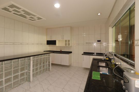 Cozinha de casa para alugar com 4 quartos, 454m² em Jardim Las Vegas, Santo André