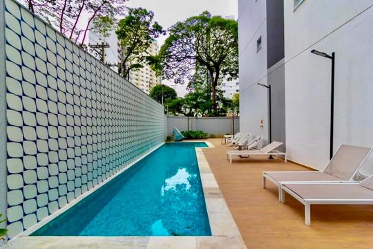 Piscina  de apartamento para alugar com 1 quarto, 27m² em Campo Belo, São Paulo