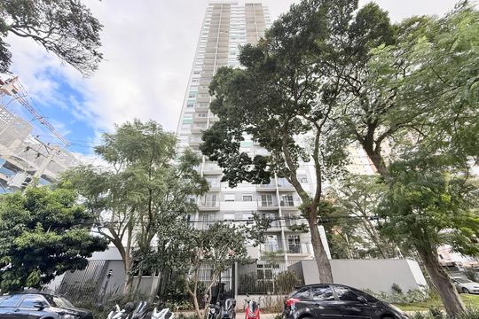 Fachada  de apartamento para alugar com 1 quarto, 27m² em Campo Belo, São Paulo