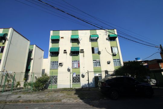 Fachada  de apartamento para alugar com 2 quartos, 50m² em Vigário Geral, Rio de Janeiro