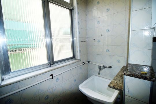 Área de Serviço de apartamento para alugar com 2 quartos, 50m² em Vigário Geral, Rio de Janeiro