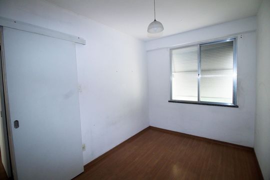 Quarto 2 de apartamento para alugar com 2 quartos, 50m² em Vigário Geral, Rio de Janeiro