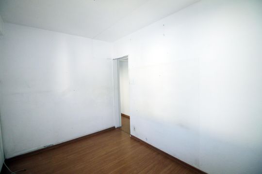 Quarto 1 de apartamento para alugar com 2 quartos, 50m² em Vigário Geral, Rio de Janeiro