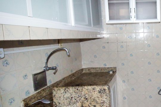 Cozinha de apartamento para alugar com 2 quartos, 50m² em Vigário Geral, Rio de Janeiro