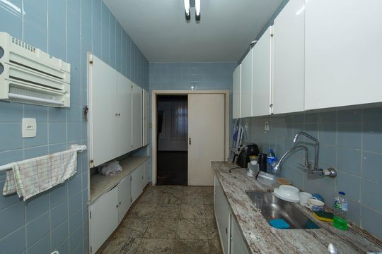 Cozinha de casa à venda com 4 quartos, 325m² em Cidade Jardim, Belo Horizonte