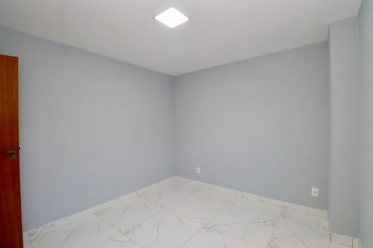 Quarto de kitnet/studio para alugar com 1 quarto, 35m² em Piatã, Salvador