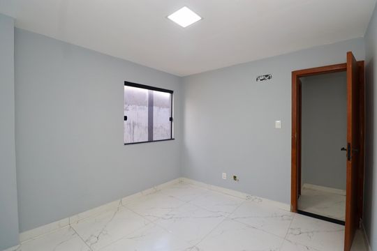 Quarto de kitnet/studio para alugar com 1 quarto, 35m² em Piatã, Salvador