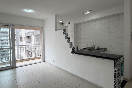 Sala de apartamento para alugar com 1 quarto, 49m² em Vila Matias, Santos