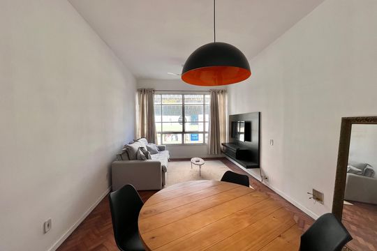 Sala de apartamento para alugar com 2 quartos, 93m² em Leblon, Rio de Janeiro