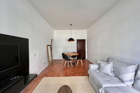 Sala de apartamento para alugar com 2 quartos, 93m² em Leblon, Rio de Janeiro