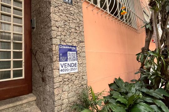 Placa  de apartamento à venda com 3 quartos, 121m² em Leblon, Rio de Janeiro