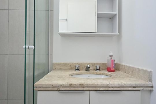 Banheiro Suíte  de apartamento à venda com 2 quartos, 70m² em Vila Andrade, São Paulo