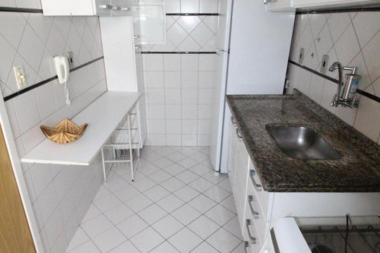 Cozinha de apartamento para alugar com 2 quartos, 65m² em Jardim das Colinas, São José dos Campos