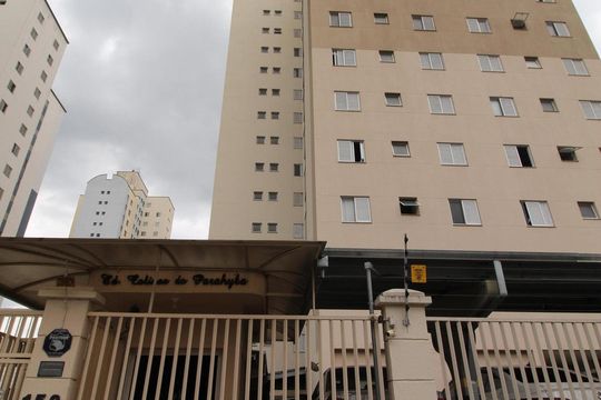 Fachada do Prédio de apartamento para alugar com 2 quartos, 65m² em Jardim das Colinas, São José dos Campos