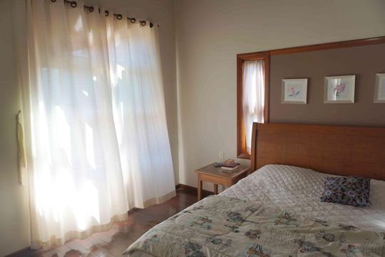 Casa de Condomínio para alugar com 4 quartos, 333m² em Morada dos Pinheiros (aldeia da Serra), Barueri