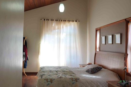 Casa de Condomínio para alugar com 4 quartos, 333m² em Morada dos Pinheiros (aldeia da Serra), Barueri