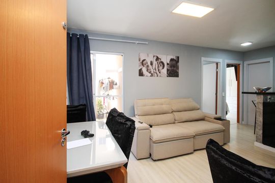 Apartamento para alugar com 2 quartos, 49m² em Jardim Ipes, Cotia