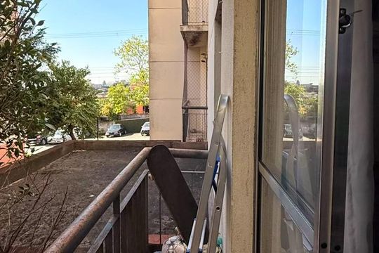 Varanda de apartamento à venda com 2 quartos, 52m² em Jardim Arco-iris, Diadema