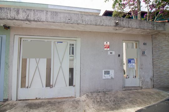 Fachada da Casa de casa à venda com 3 quartos, 216m² em Jardim Casablanca, São Paulo