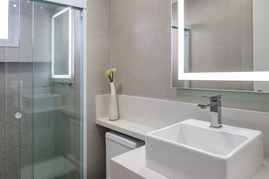 Banheiro de apartamento à venda com 3 quartos, 135m² em Vila Mascote, São Paulo