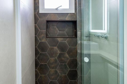 Banheiro de apartamento à venda com 3 quartos, 135m² em Vila Mascote, São Paulo
