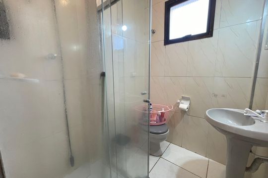 Banheiro de apartamento à venda com 2 quartos, 70m² em Butantã, São Paulo