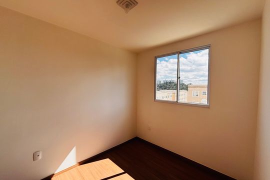 Quarto de apartamento para alugar com 2 quartos, 49m² em Chácara Estela, Barueri