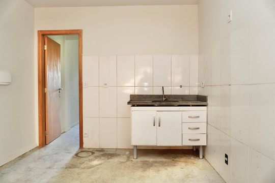 Sala e Cozinha de kitnet/studio para alugar com 1 quarto, 42m² em São Francisco, Belo Horizonte