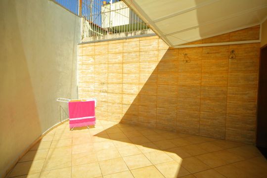 Área de Serviço/Quintal  de casa à venda com 3 quartos, 247m² em Vila Santa Terezinha, São Bernardo do Campo
