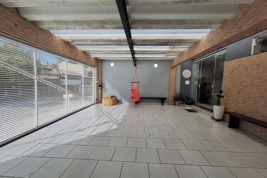 Garagem de casa à venda com 5 quartos, 224m² em Jardim Monte Libano, Santo André