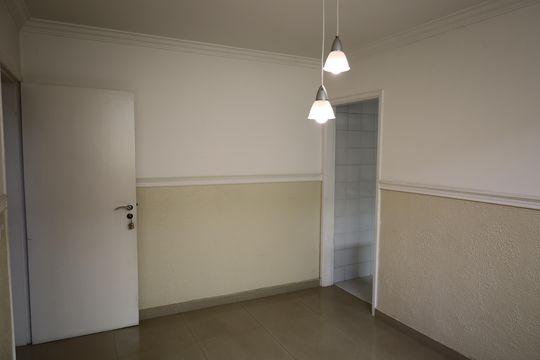 Casa para alugar com 3 quartos, 180m² em Jardim Belgica, São Paulo