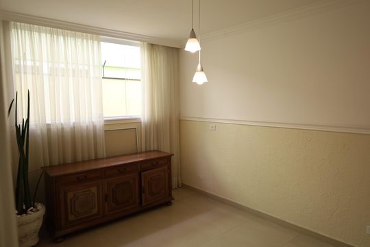 Casa para alugar com 3 quartos, 180m² em Jardim Belgica, São Paulo