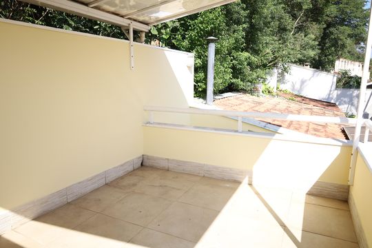 Casa para alugar com 3 quartos, 180m² em Jardim Belgica, São Paulo