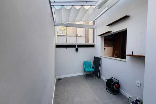 Lavanderia de casa de condomínio à venda com 2 quartos, 85m² em Chácaras São Luís, Barueri